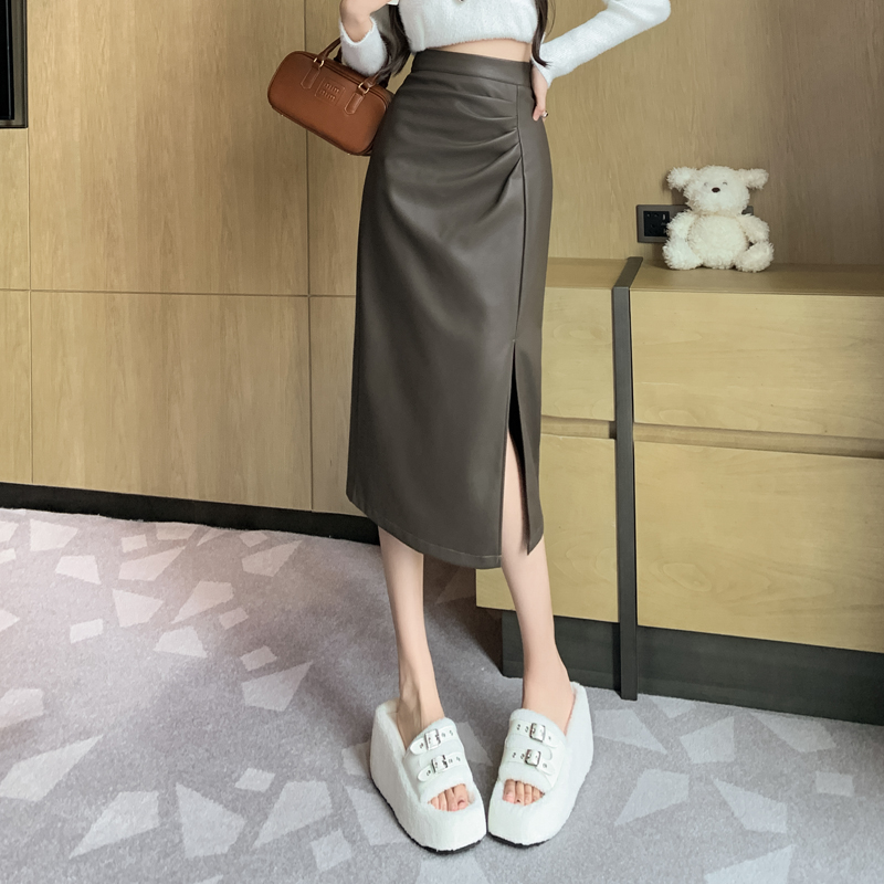 Design pleated small leather skirt skirt for women 2023 autumn and winter new pu hip high waist pleated mid-length skirt