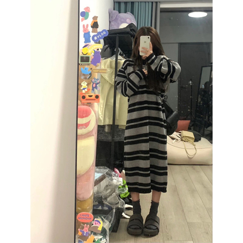 Knitted Dress Women's Autumn and Winter 2023 New Loose Lazy Design Niche Long Striped Sweater Skirt