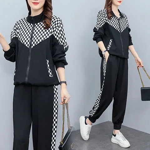 2023 spring and autumn new fat mm belly-covering and slimming plus size women's printed casual age-reducing long-sleeved two-piece set 200 pounds
