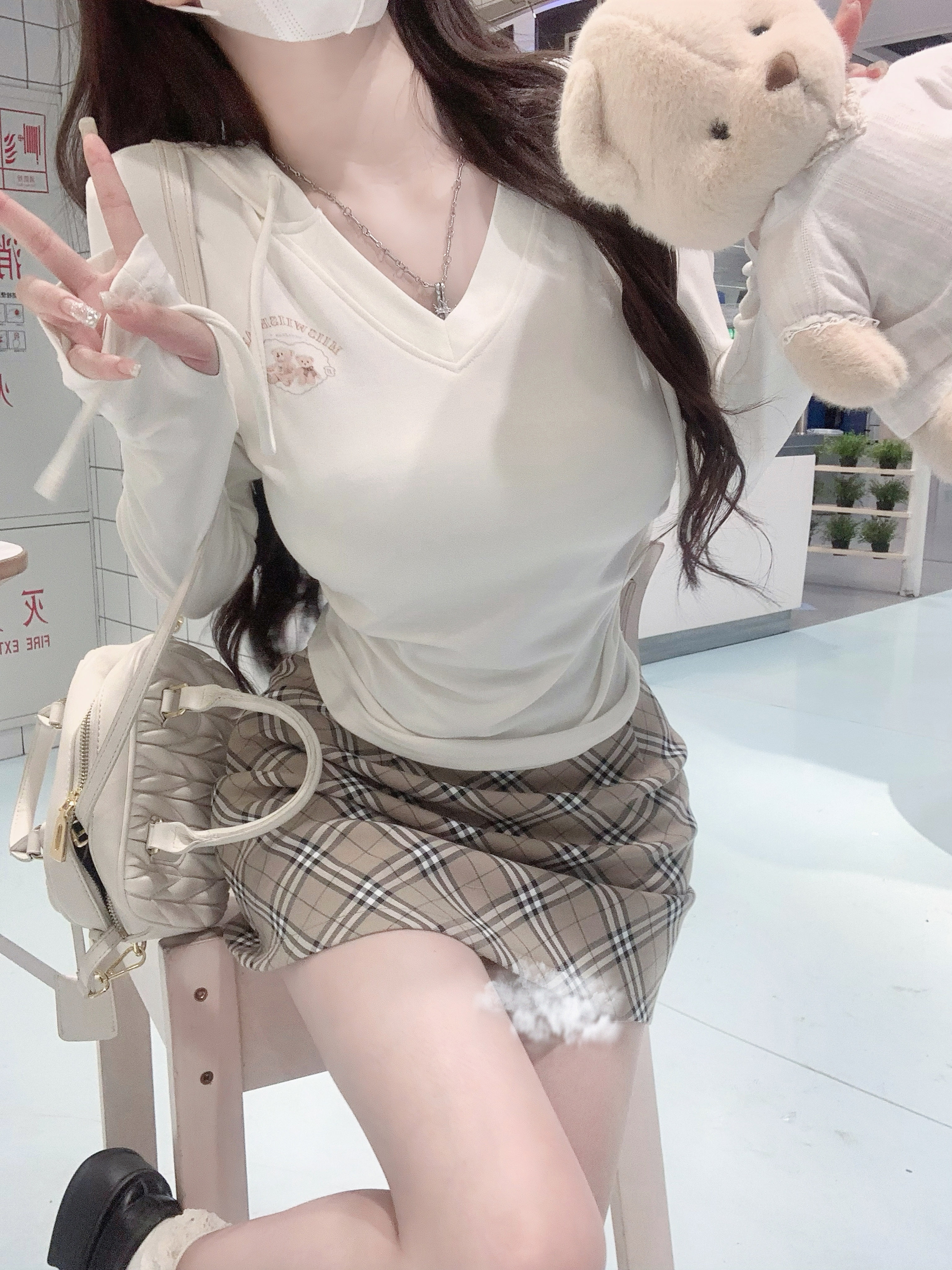 實拍~軟糯掐腰連帽顯瘦上衣甜妹印花修身衛衣格子半裙套裝