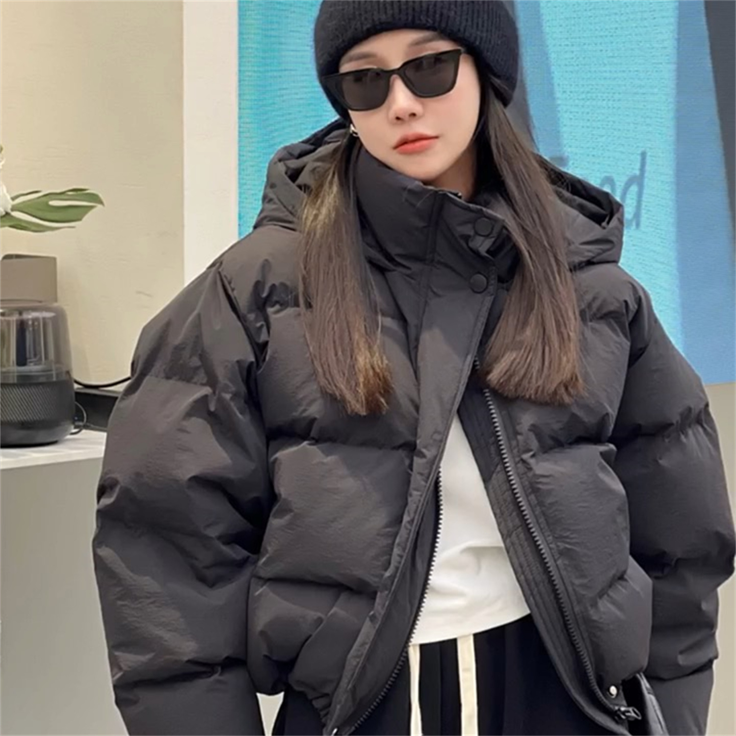 羽絨服女冬季2023年新款歐貨ins港風短款連帽加厚棉衣小個子外套
