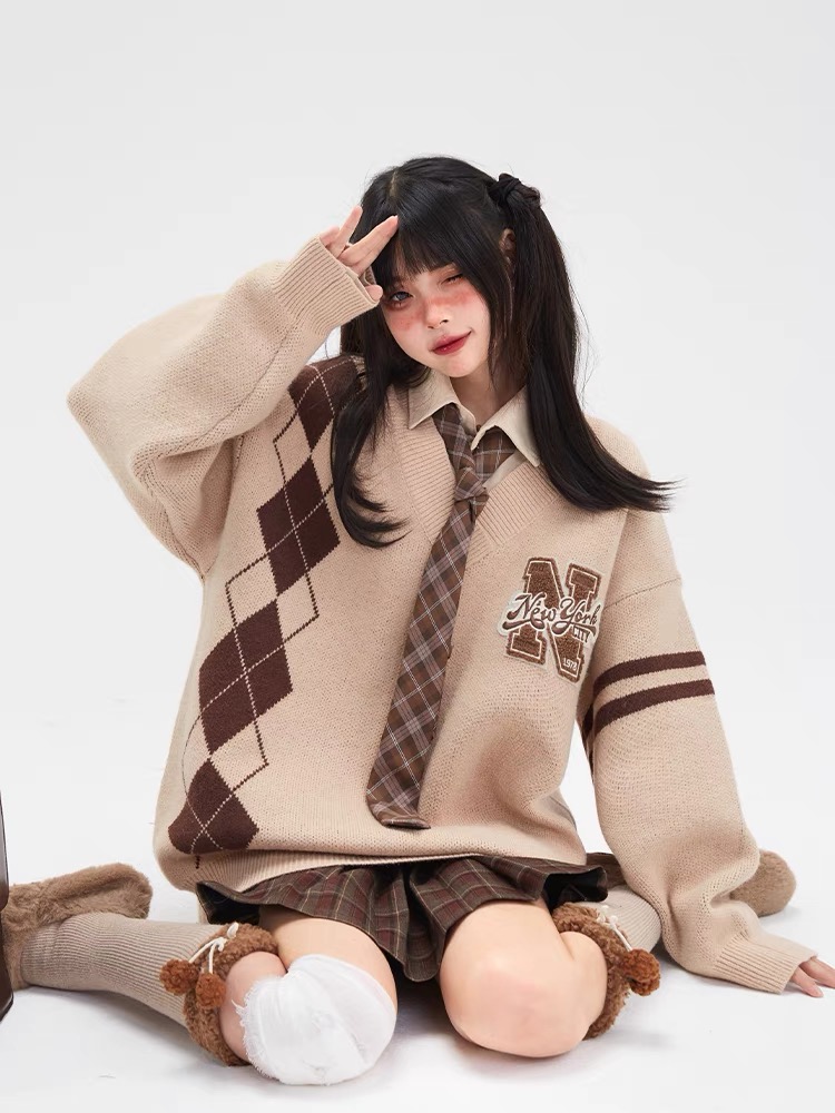11SHOP97 V領毛衣女秋冬款復古學院風菱格撞色寬鬆套頭針織上衣