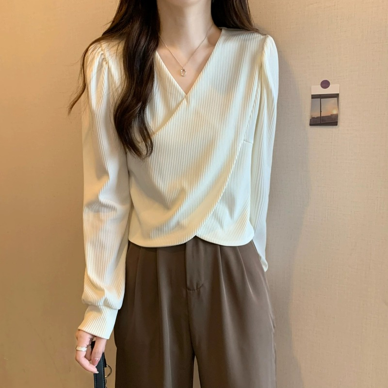 大碼v領打底衫2023新款女秋冬內搭胖妹妹顯瘦不規則長袖上衣