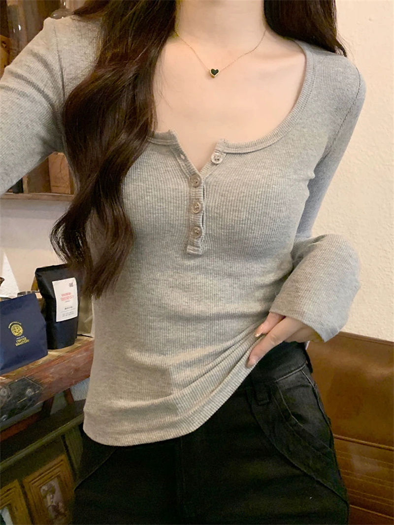 磨毛正肩短款長袖t恤女早秋新款紐扣半開領純欲打底衫上衣