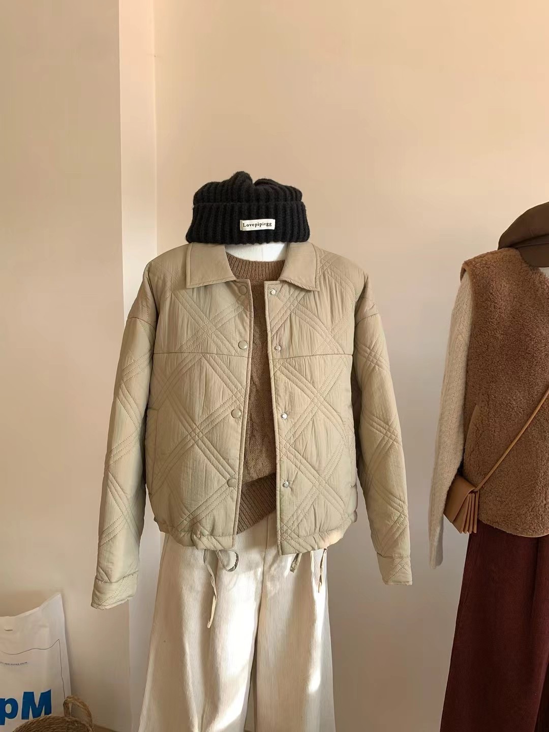 ～2023秋冬新款韓版翻領時尚羽絨棉服外套