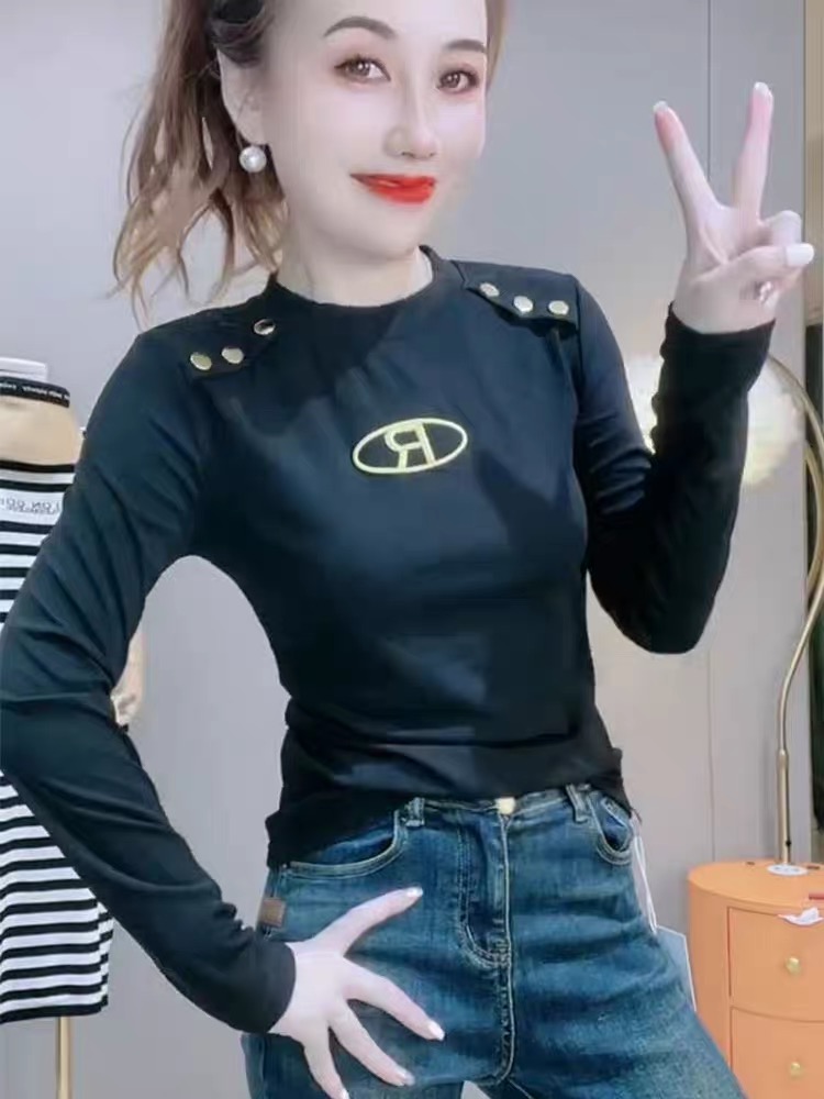 European goods 2023 autumn new style shoulder buttons embroidered letters long-sleeved T-shirt women's slim inner layering shirt top