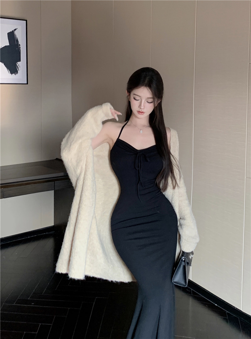 ~純欲性感掛脖系帶修身彈力魚尾長裙+慵懶軟糯毛絨外套