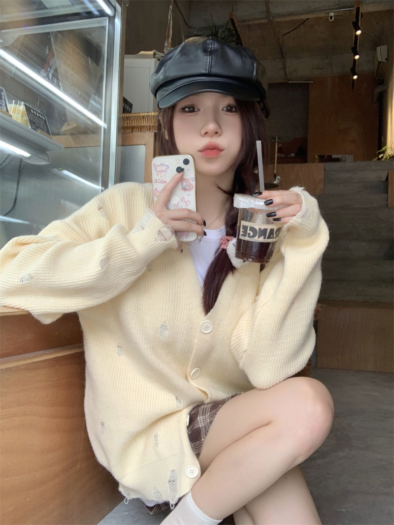 實拍~寬鬆上衣破洞開衫外套米黃色毛衣女秋冬