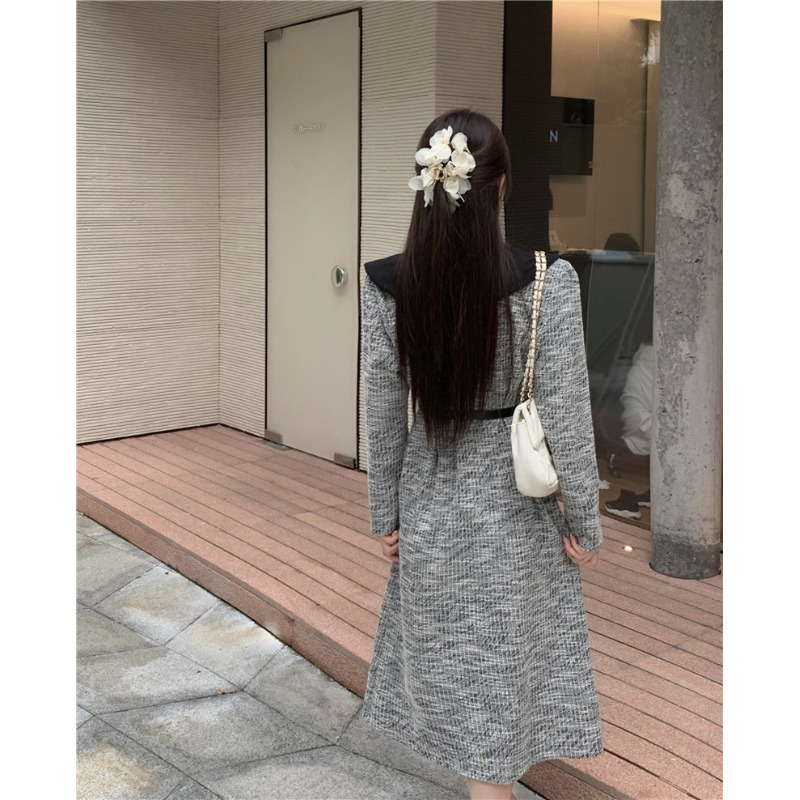 富家千金感連衣裙女裝2023秋季新款法式娃娃領復古小眾長袖中長裙