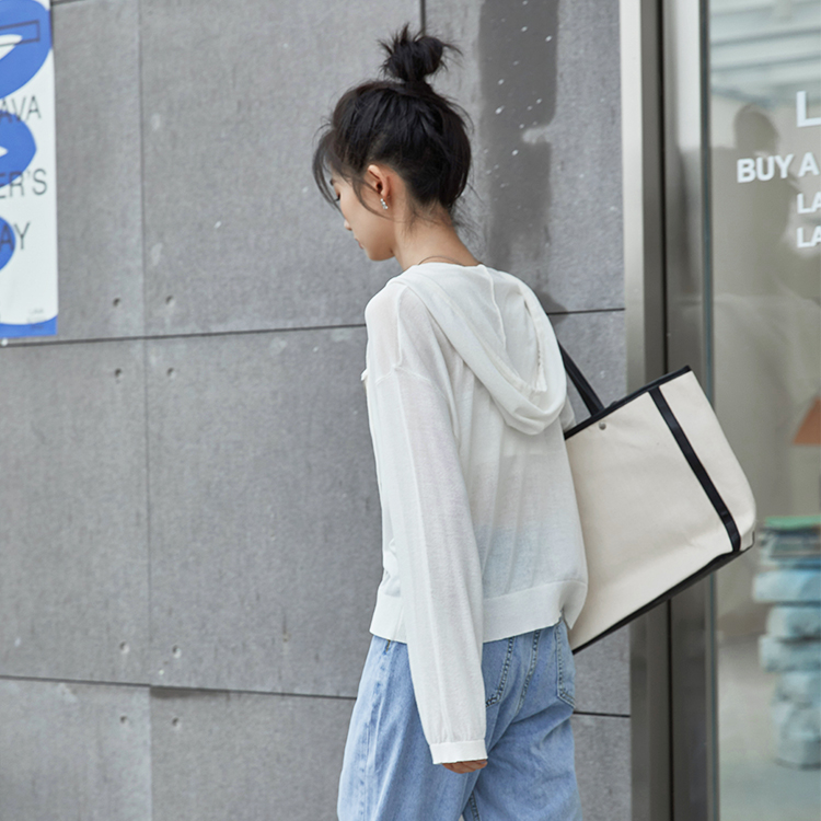 2023 new autumn design niche hooded knitted short jacket long-sleeved outer cardigan