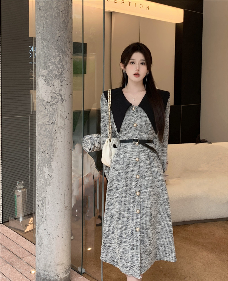 富家千金感連衣裙女裝2023秋季新款法式娃娃領復古小眾長袖中長裙