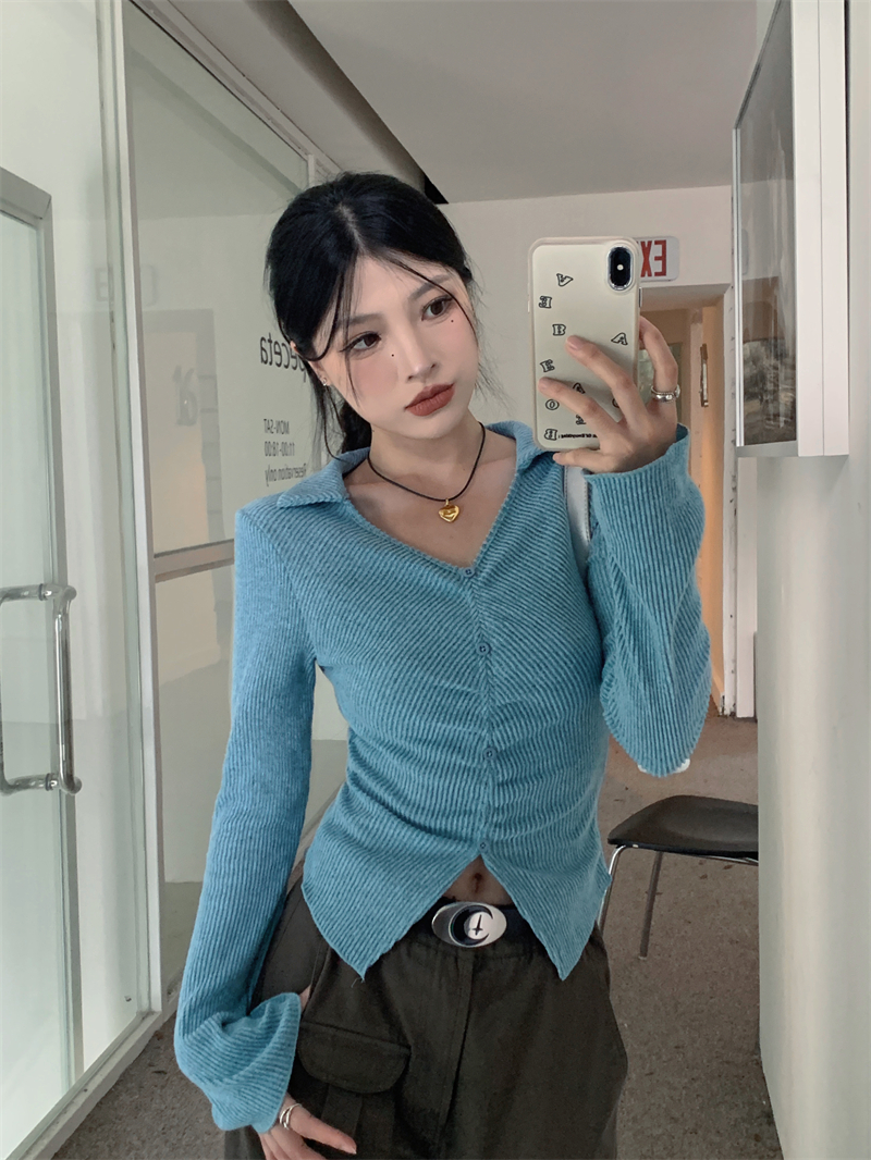 實拍：V領顯瘦正肩辣妹露臍休閒長袖女磨毛坑條掐腰純色上衣T