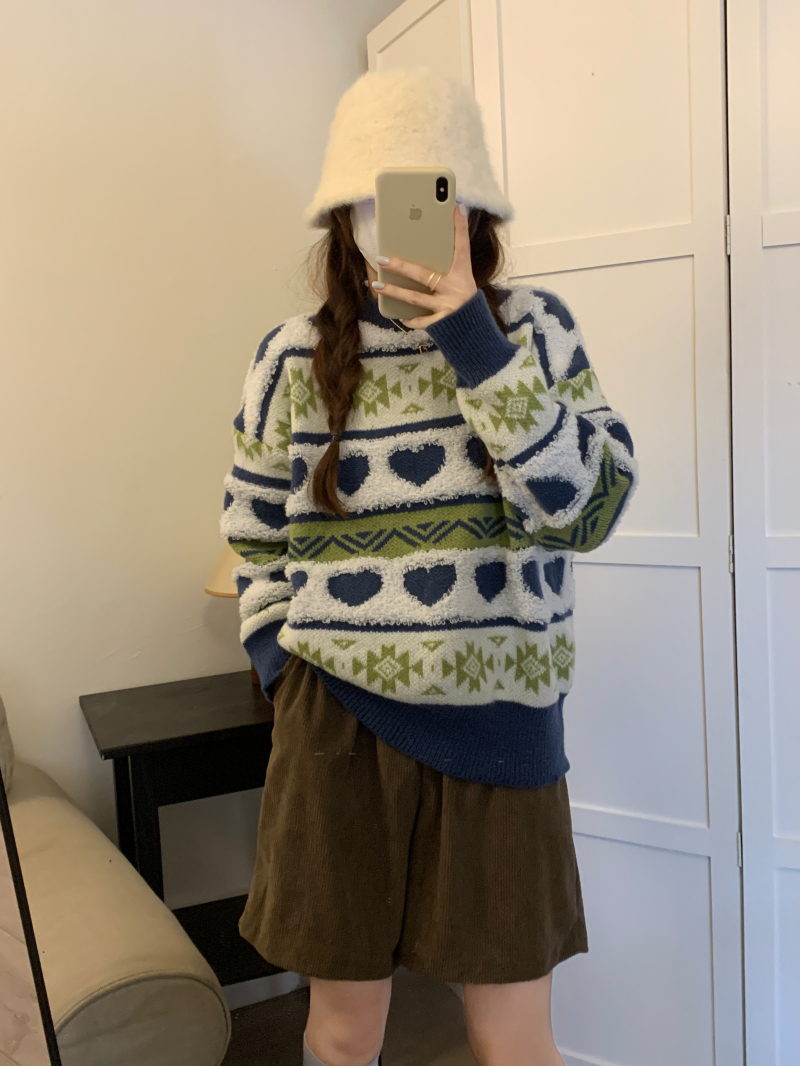 Real shot~Autumn and winter new sweet retro love jacquard round neck loose lazy style thickened outer sweater