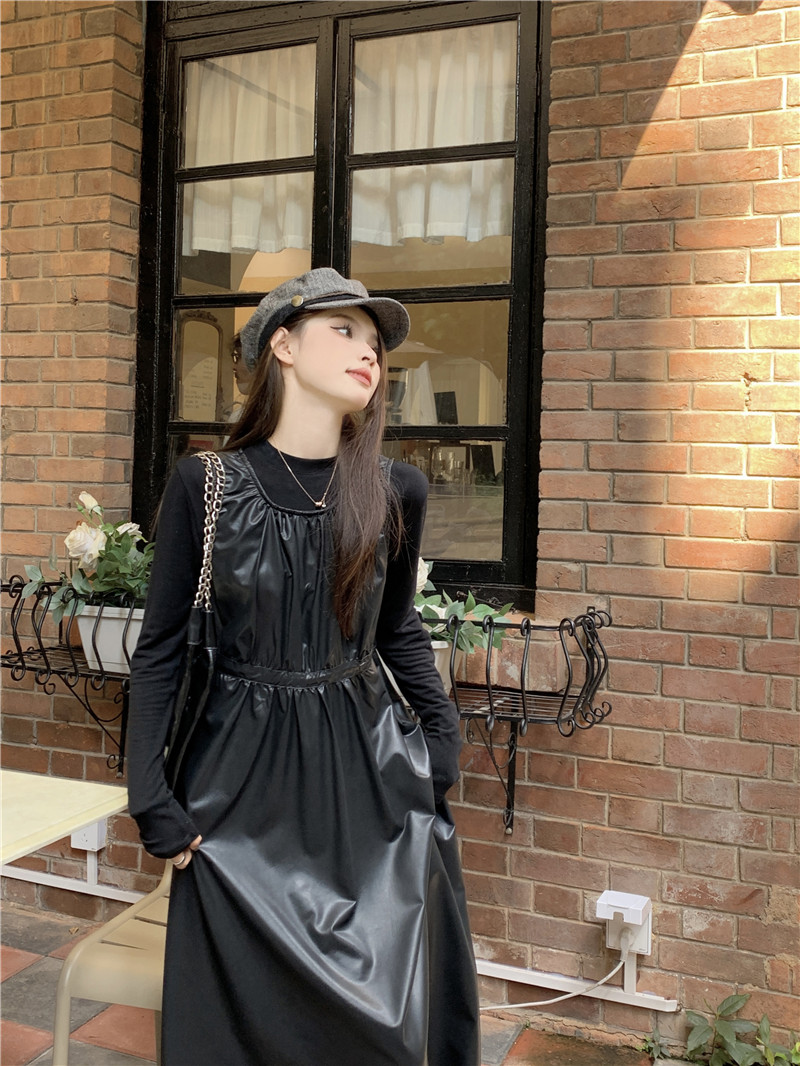 實拍高級感純色圓領氣質寬鬆顯瘦pu無袖連衣裙打底衫兩件套女