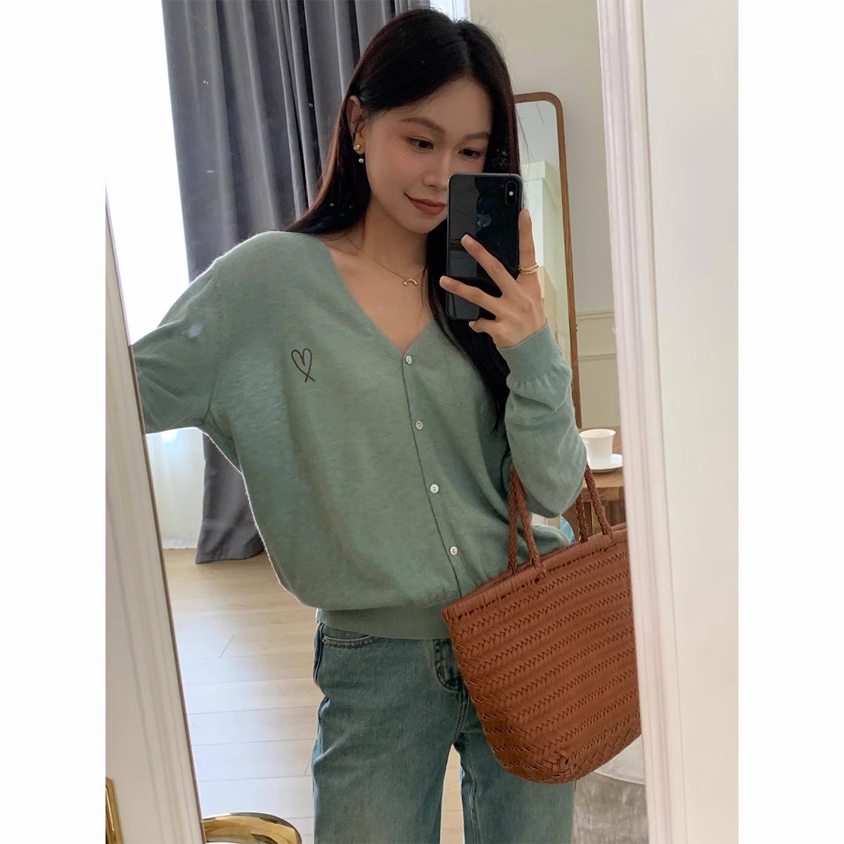 MRS SUI 2023款6色「愛心」羊毛v領顯瘦打底 開衫打底衫秋冬內搭