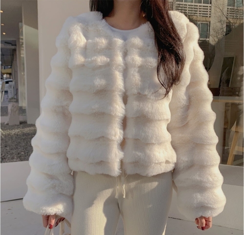 chic Korean winter thickened fashionable collarless versatile furry loose imitation mink velvet short coat 6796