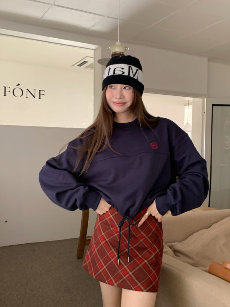 實拍灰色圓領刺繡字母衛衣上衣