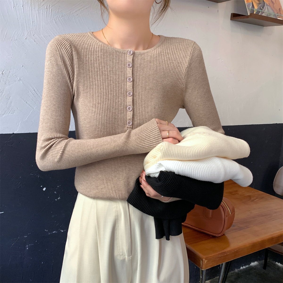 Actual shot of autumn and winter Korean style slim-fit button design solid color versatile knitted bottoming shirt women's sweater top