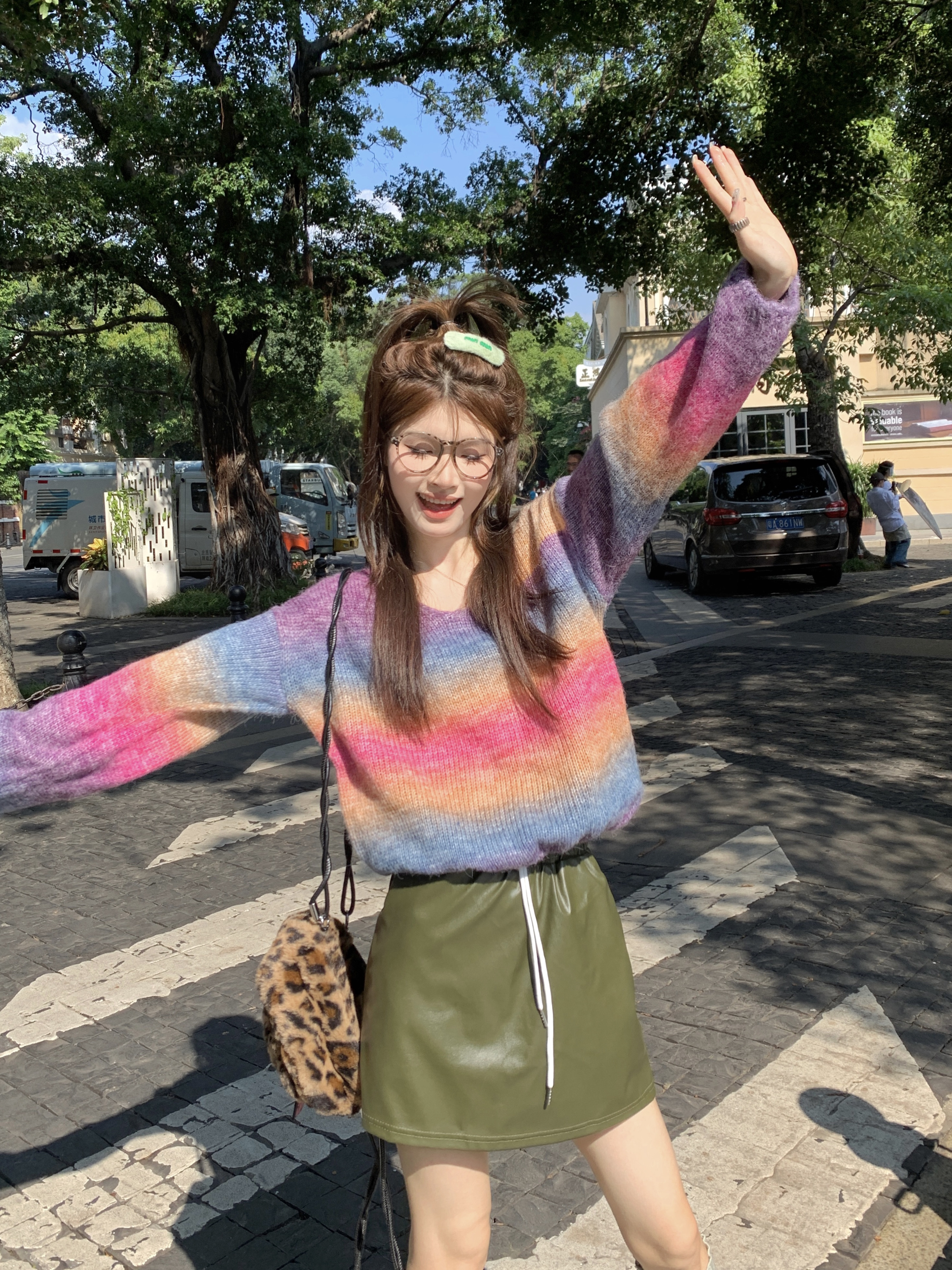 實拍漸變長袖針織衫女秋季新款高級別致漂亮寬鬆慵懶毛衣上衣