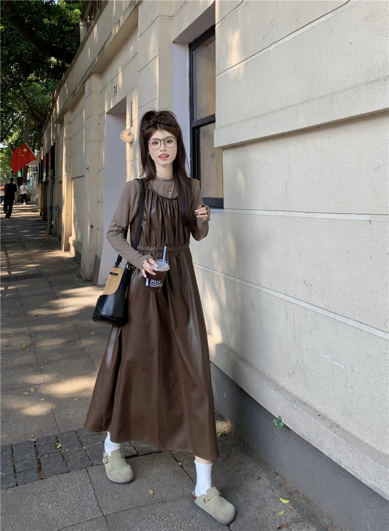 實拍高級感純色圓領氣質寬鬆顯瘦pu無袖連衣裙打底衫兩件套女