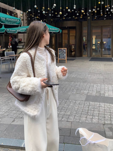 Xiaoxiangfeng jacket for women 2023 new style lamb wool imitation rabbit fur loose slimming warm high-end plush top