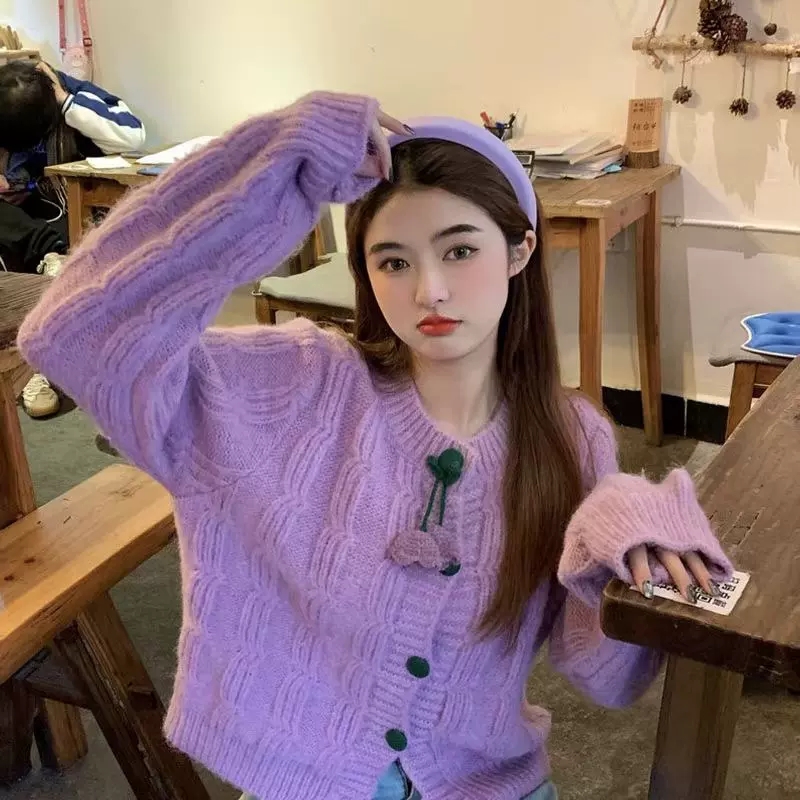 法式白色長袖軟糯毛衣外套開衫針織衫女早秋季高級感韓系溫柔上衣