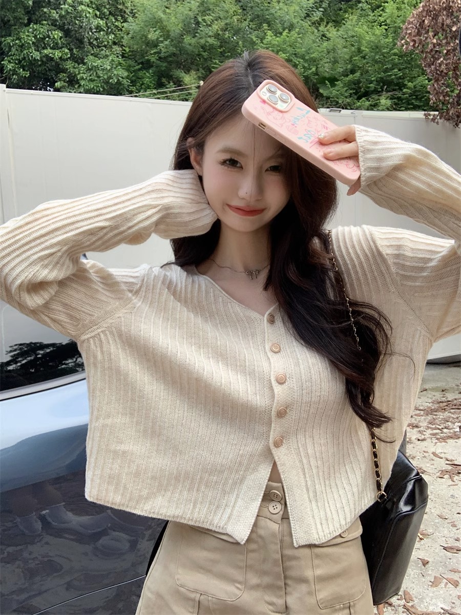 早秋季設計感小眾薄款v領羊毛針織開衫女慵懶寬鬆軟糯毛衣短外套