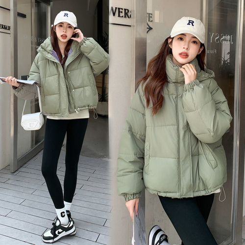 Real shot of color-blocked down-padded jacket for women, college style thickened small man jacket 2023 new winter loose jacket