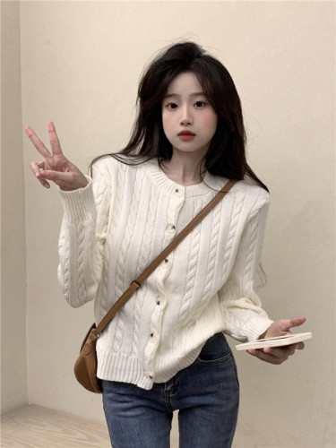 Real shot ~ Retro gentle twist knitted sweater for women in autumn loose and slim sweater cardigan jacket top