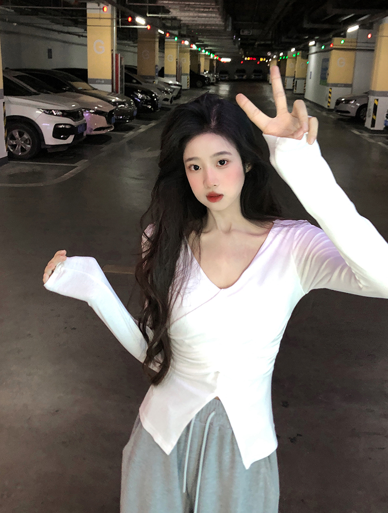 Actual shot ~ early autumn new V-neck slimming pure lust style long-sleeved T-shirt