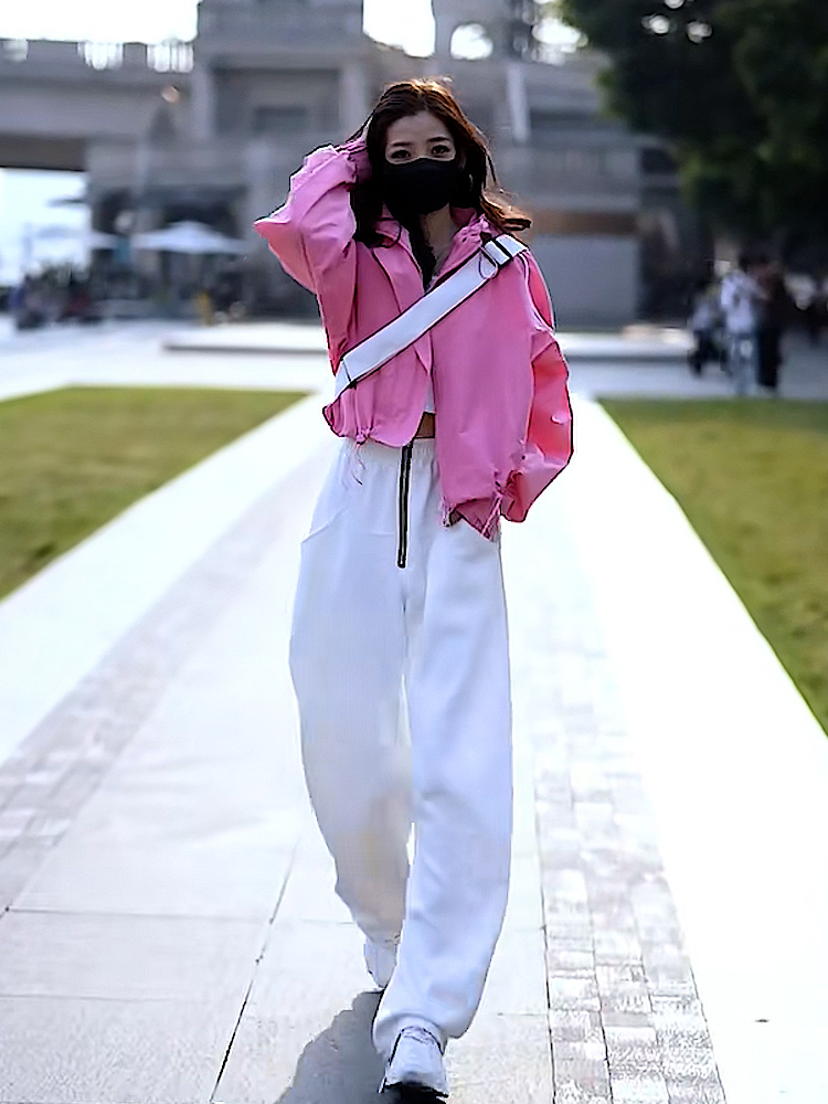 Stylish cardigan pink thin casual top two-piece set for women 2023 fashion trends