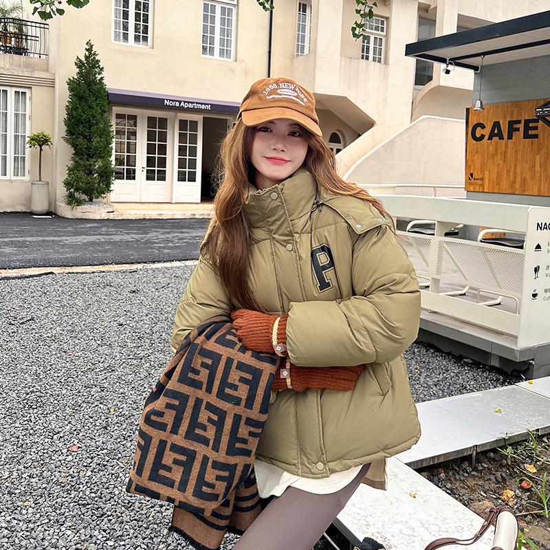 Real shot of women's cotton coat, Korean style short bread coat, small person, large size, Hong Kong style loose down jacket, student fat MM