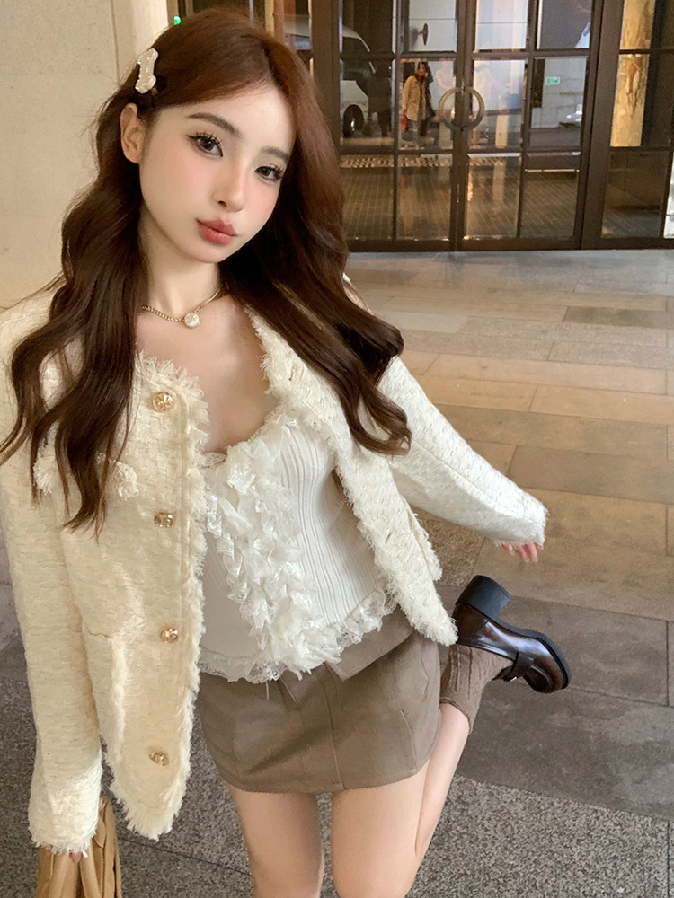 實拍 youngrich洋氣時髦正肩圓領寬鬆貴金小香風長袖外套女秋