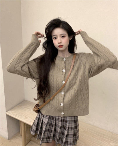 Real shot ~ Retro gentle twist knitted sweater for women in autumn loose and slim sweater cardigan jacket top