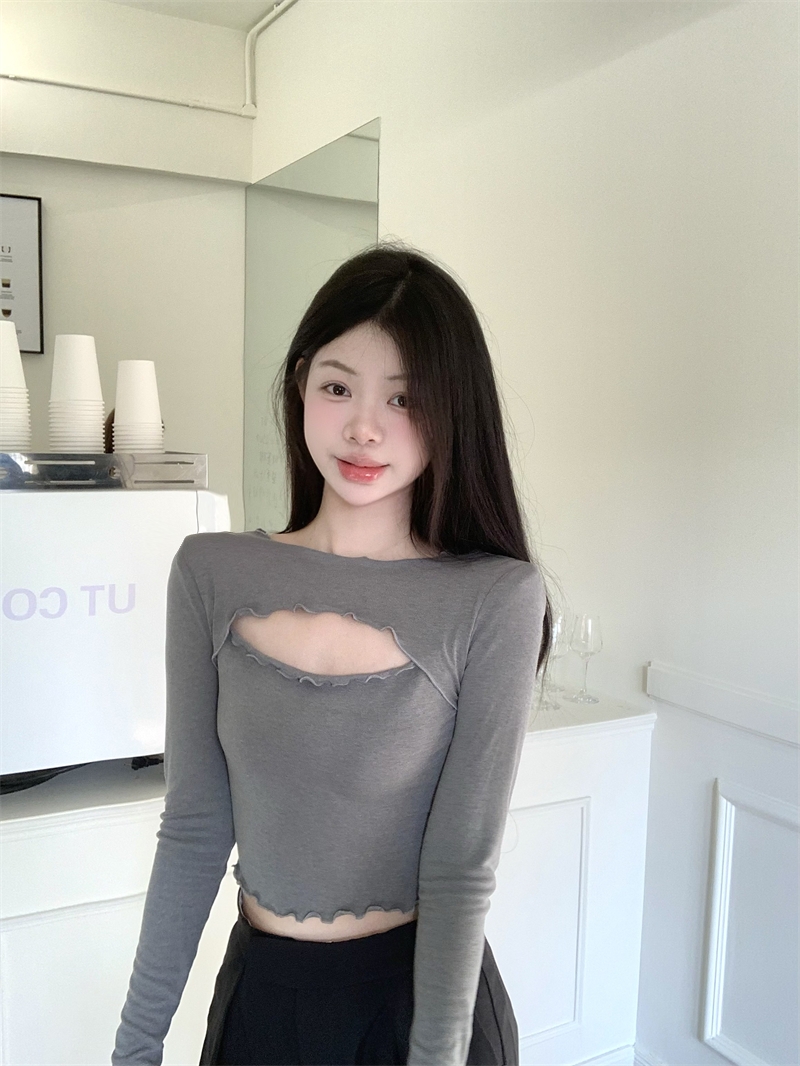 實拍  純欲辣妹小心機鏤空帶肩墊T恤打底短款長袖修身上衣