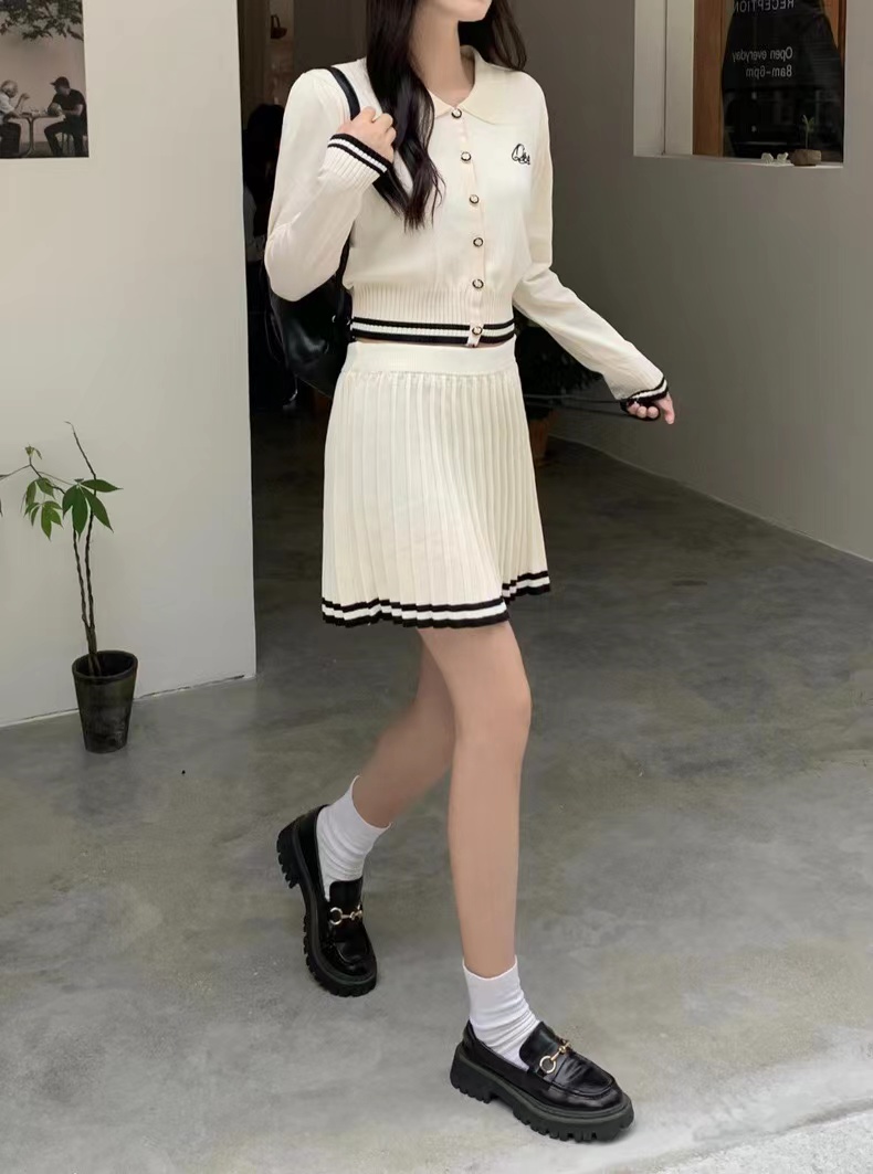 學院風秋季套裝美式刺繡長袖針織開衫女裝2023百褶半身短裙兩件套