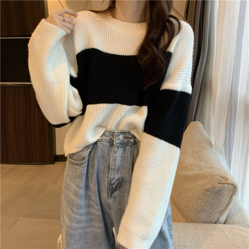 Actual shot ~ New Korean style loose, lazy style, versatile striped color matching long-sleeved knitted pullover sweater for women