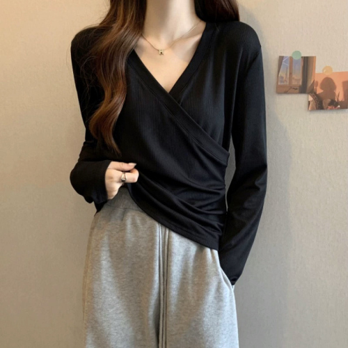 New autumn and winter women's Korean style belly-covering long-sleeved T-shirt bottoming shirt, front shoulder slimming V-neck short top