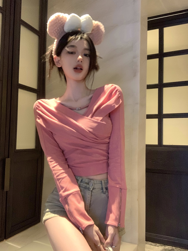 Real shot of American hot girl style one-shoulder slim top V-neck crossover long-sleeved T-shirt for women solid color bottoming shirt