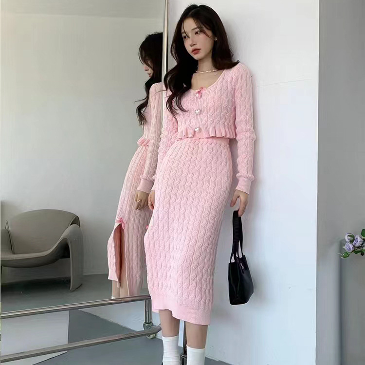 Pink sweater suit for women 2023 new age-reducing soft and waxy style inner base knitted two-piece set autumn and winter high-end feel