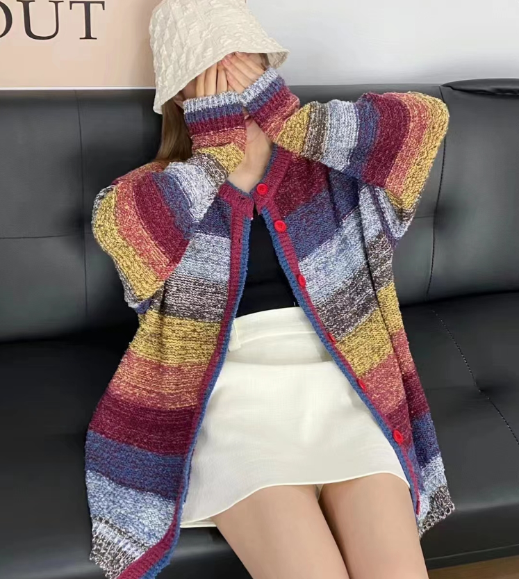 New autumn and winter clothing, large size women's clothing, large plate design, niche lazy style gray knitted cardigan with sweater