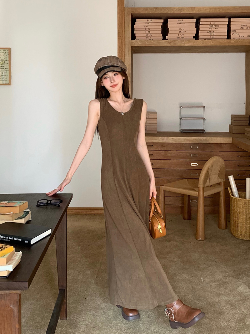 Real shot of all three standards, retro high-end dress, pure lustful temperament, waist-slimming long skirt