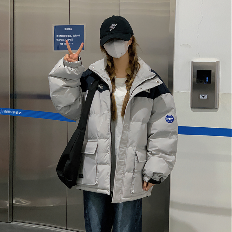Real shot of short down jacket for women 2023 new couple bread coat splicing workwear winter thickened cotton coat