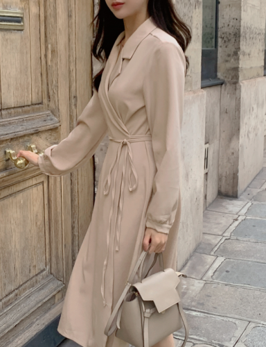 Korean chic autumn and winter suit collar, long sleeves, tie waist, mid-length dress