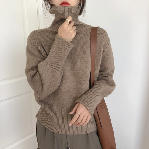 Turtleneck sweater women's pullover loose long-sleeved lazy style short top autumn and winter new Korean style versatile sweater for women