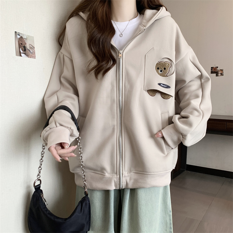 Actual shot of 65 fish scale shell velvet design embroidered bear hooded sweatshirt plus velvet thickened lazy style top for women