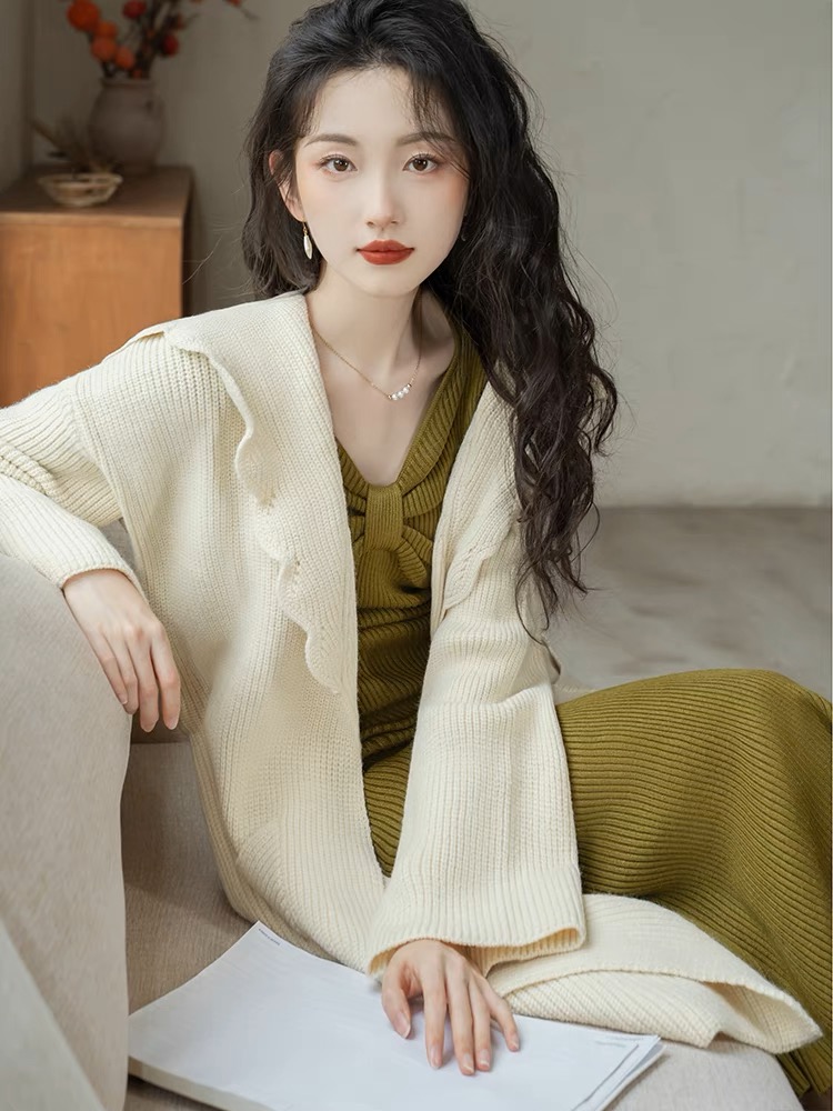 法式鹽系穿搭輕熟高級感慵懶風溫柔毛衣外套女秋冬針織開衫中長款