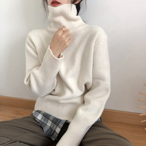 Turtleneck sweater women's pullover loose long-sleeved lazy style short top autumn and winter new Korean style versatile sweater for women