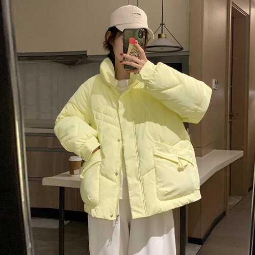 Real shot of short cotton coat for small women  new winter Korean style loose student thickened hooded down cotton coat