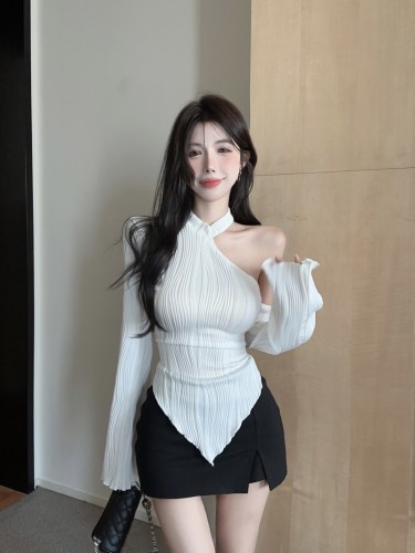 Actual shot ~ Pure desire hottie white off-shoulder autumn and winter new long-sleeved irregular top versatile T-shirt for women